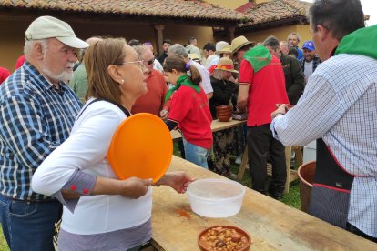 Vegas y Villanueva del Condado rivalizan hoy de nuevo en su romería.