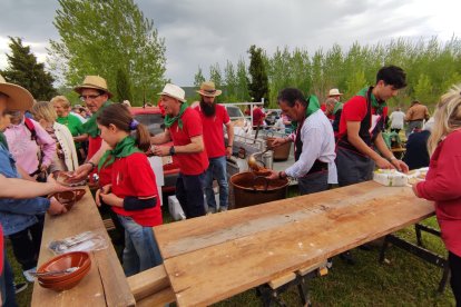 Vegas y Villanueva del Condado rivalizan hoy de nuevo en su romería.