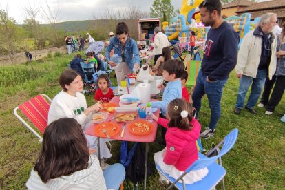 Vegas y Villanueva del Condado rivalizan hoy de nuevo en su romería.
