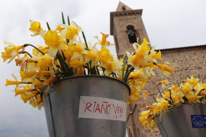 Concentración con capilotes en Riaño.