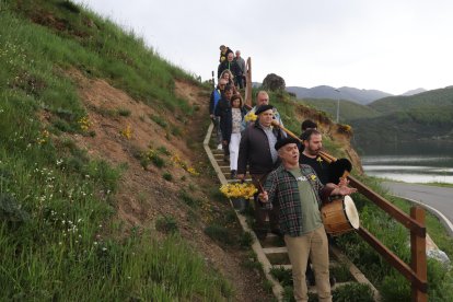 Concentración con capilotes en Riaño.