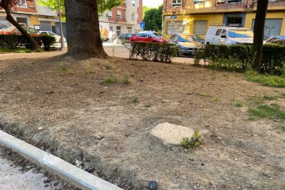Estado de las obras en el parque de San Mamés, que han visitado los concejales de UPL