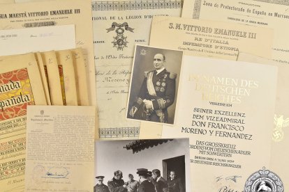 La familia Franco subasta en una casa canadiense varios de los objetos que pertenecieron al dictador. En la misma plataforma se pueden adquirir otras piezas históricas del fascismo italiano y el nazismo alemán, dos de los periodos más negros de la historia
