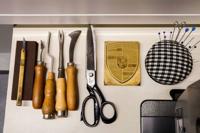 La pareja que trabaja en el área de interiorismo comparte su pasión por los materiales exquisitos y la alta artesanía