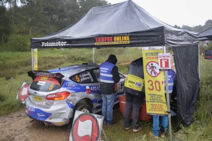 La segunda jornada de la prueba se disputó en siete tramos cargados de emoción en los que los pilotos demostraron su pericia y buen hacer la volante.