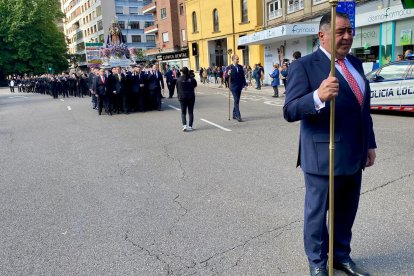 Salida de la procesión de la Virgen de la Alegría.