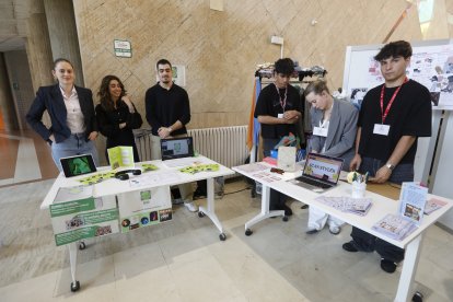 La Universidad de León acoge la XII León Business Talent, donde se presentan ideas innovadoras de negocio para buscar inversores o socios.