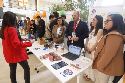 La Universidad de León acoge la XII León Business Talent, donde se presentan ideas innovadoras de negocio para buscar inversores o socios.