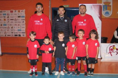 Equipo del Naraya. MACÍAS