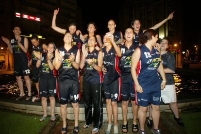 Acis Mercaleón logró la gesta de subir a la máxima categoría del baloncesto femenino nacional el 23 de mayo de 2004. Venció al favorito Sõller (54-64) en la cancha mallorquina tras un encuentro perfecto.