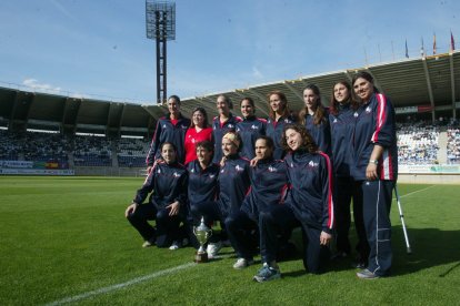 Acis Mercaleón logró la gesta de subir a la máxima categoría del baloncesto femenino nacional el 23 de mayo de 2004. Venció al favorito Sõller (54-64) en la cancha mallorquina tras un encuentro perfecto.