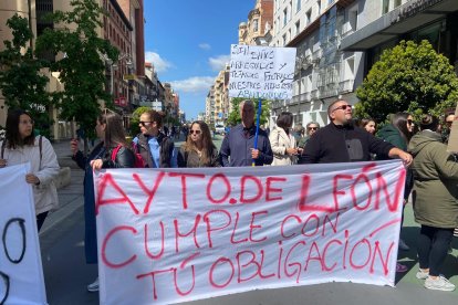 Exigen al alcalde de León que asuma su responsabilidad con el mantenimiento de los colegios
