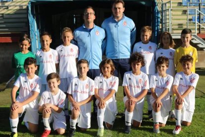 Equipo de la Cultural A que está disputando el Campeonato de Castilla y León Benjamín. DL