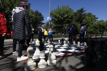 Municipalia ha sido la gran fiesta del deporte infantil y juvenil de final de temporada. Este año cuenta con 6.000 inscritos. Contará en esta edición con zonas deportivas en las que se ubicarán cada una de las disciplinas que se imparten en las Escuelas Deportivas Municipales.