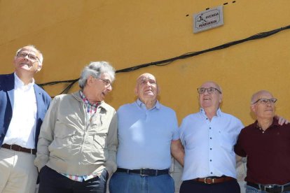 Serafín, Jesús Esteban, Nino Cubelos, Marianín y Miguelín. ANA F. BARREDO
