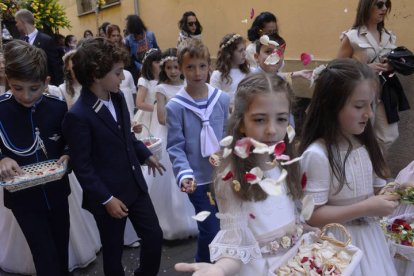 A Cardenal Landázuri se le puso cara de alfombra roja para recibir el cortejo de las grandes estrellas del Corpus.
