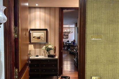 Puerta de acceso a la casa de Santo Domingo que abre hoy sus puertas.