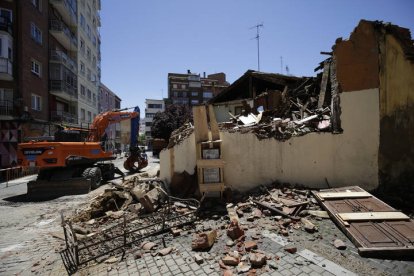 Esta vivienda fue declarada como ruina inminente tras sufrir un incendio el pasado mes de abril.