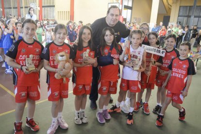 Colegio Leonés Jesús Maestro, quinto.  MARÍA FUENTES
