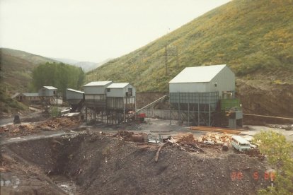 Una imagen sin fechar de la mina Carbonífera de Espina de Tremor. El poblado de San Pedro se levantó para alojar a sus mineros.