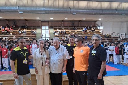 La Bañeza reunió a más de 600 karatecas en una jornada deportiva de altos vuelos.