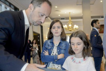 Topalov, durante la gala final.  MARÍA FUENTES