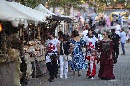 Mercado medieval y cena en la Noche Templaria de Ponferrada.