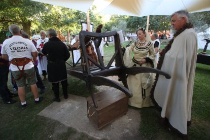 Mercado medieval y cena en la Noche Templaria de Ponferrada.
