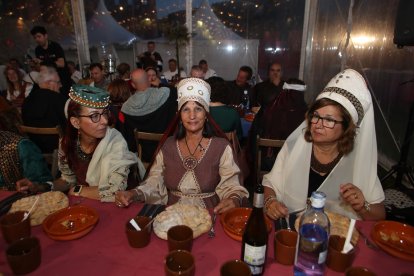 Mercado medieval y cena en la Noche Templaria de Ponferrada.