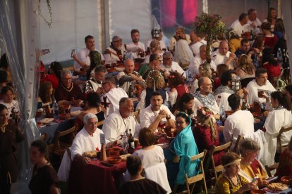 Mercado medieval y cena en la Noche Templaria de Ponferrada.
