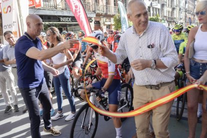 León puso el punto y final a la Copa de España Femenina Cofidis con la presencia de las mejores ciclistas nacionales por las calles de la ciudad y alrededores. MARÍA FUENTES / RFEC