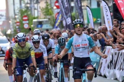 León puso el punto y final a la Copa de España Femenina Cofidis con la presencia de las mejores ciclistas nacionales por las calles de la ciudad y alrededores. MARÍA FUENTES / RFEC