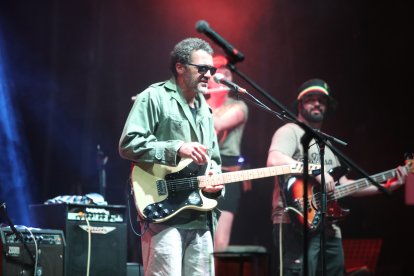 La música del Fiestizaje pone el contrapunto al silencio de Las Edades del Hombre en Villafranca