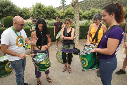 La música del Fiestizaje pone el contrapunto al silencio de Las Edades del Hombre en Villafranca