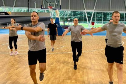 Vaquera en la sesión de ayer de los árbitros y árbitras que estarán en los Juegos. Una cita que para el leonés será la tercera como olímpica. FIBA