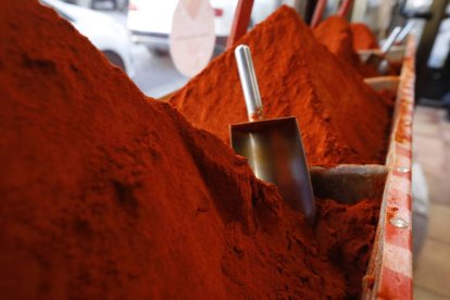 El pimentón pone el color y el sabor en El Serranillo.