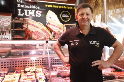 Fernando Fuertes, tercera generación de una saga que ya tiene relevo en su hijo.