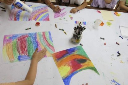 Taller de pintura en Isadora Duncan.