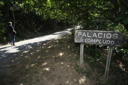 Entrada a Palacios de Compludo.