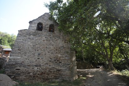 Iglesia restaurada de Palacios de Compludo