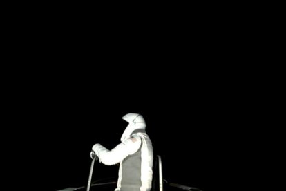 Imágenes cedidas por Polaris Program donde aparece el comandante Jared Isaacman saliendo de la cápsula. EFE