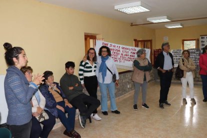 El ‘tiendefiladón’ celebrado en Corniero.  CAMPOS