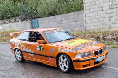 El Rallysprint de Toreno se caracterizó por la espectacularidad en sus tramos.  LUIS LÓPEZ Y MIGUEL RUBIAL