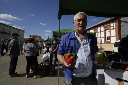Un momento de la feria del pimiento de Fresno de la Vega.
