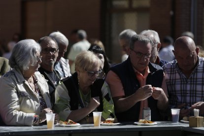 Un momento de la feria del pimiento de Fresno de la Vega.