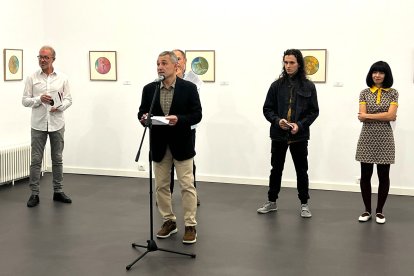 La fotógrafa musical Mona Di, el ilsutrador Duró, Barthe y su visión de la Divina Comedia y el trabajo de Diart abren el curso en El Albéitar.