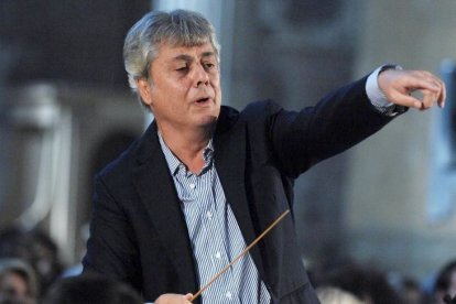 El director de orquesta Bruno Aprea.