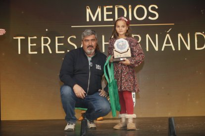 La temporada de Lucha Leonesa reconoció a los más destacados del deporte del cinto y la maña.