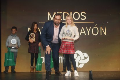 La temporada de Lucha Leonesa reconoció a los más destacados del deporte del cinto y la maña.