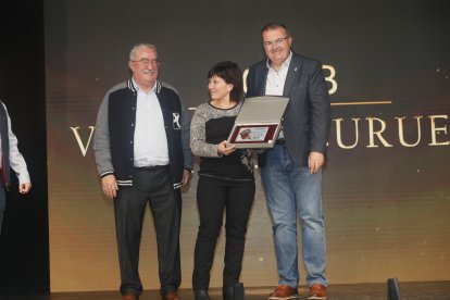 La temporada de Lucha Leonesa reconoció a los más destacados del deporte del cinto y la maña.